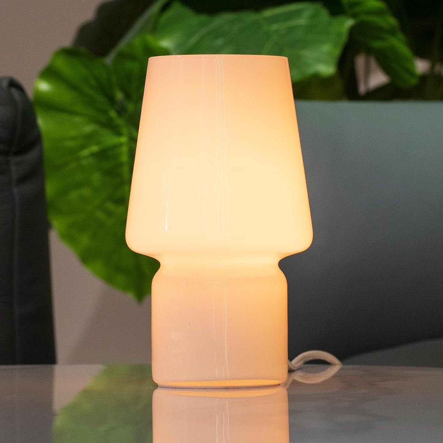 SUREYOND Mushroom Lamp,Mother's Day Gifts,Small Table Lamp,Cute Nightstand Kitchen Mini Lamp,Glass Table Lamp,Suitable for Bedrooms, Kitchens, Living Rooms, Bedside, Girl Gifts(White)