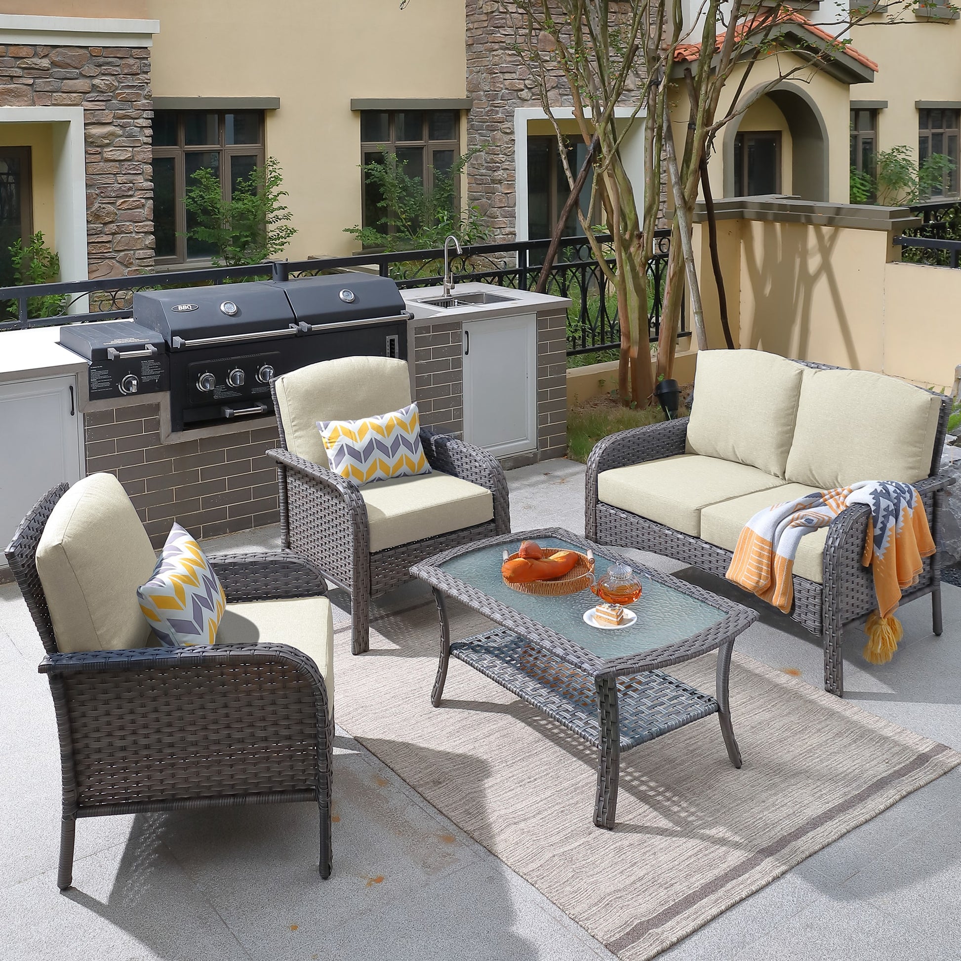 XIZZI Chrysoberyl 4 -Piece Rattan Patio Conversation Set with Beige Cushions