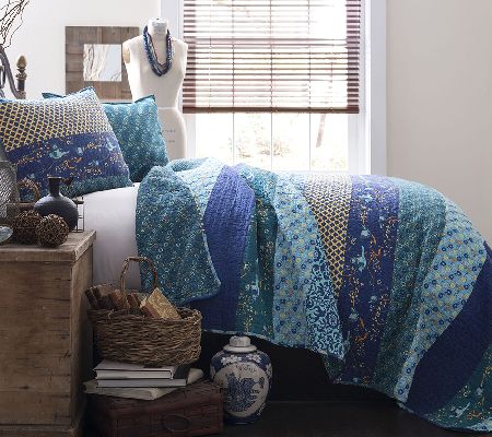 Royal Empire 3-Piece Peacock King Quilt Set b yLush Decor