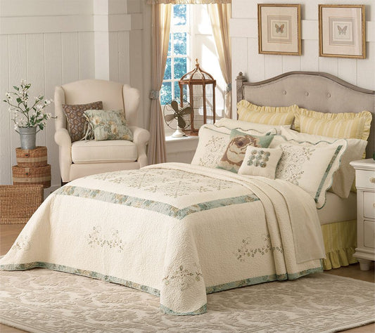 MaryJane's Home Vintage Treasure Queen Bedspread