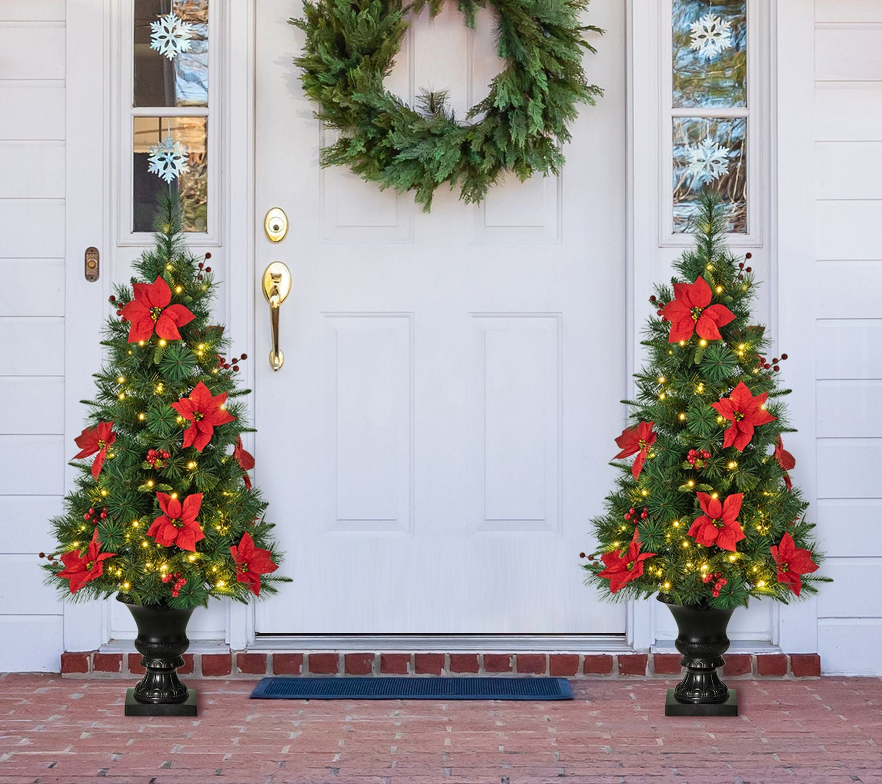 Glitzhome Set of Two 4' Pre-Lit Artificial Christmas Trees