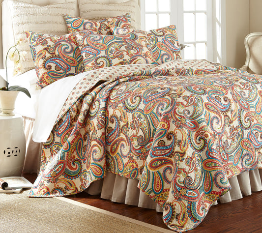 Levtex Home Alyssa Paisley 3-Piece King/Cal King Quilt Set