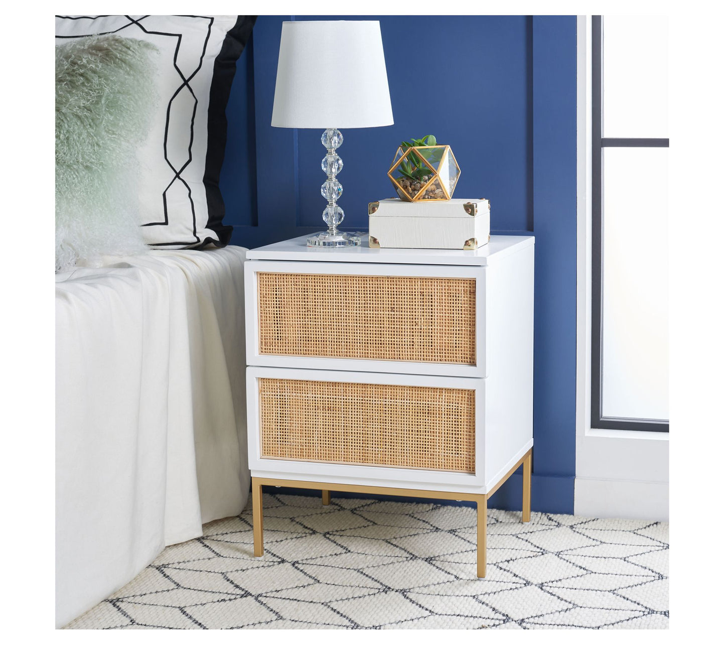 Safavieh Zadie 2-Drawer Rattan Nightstand