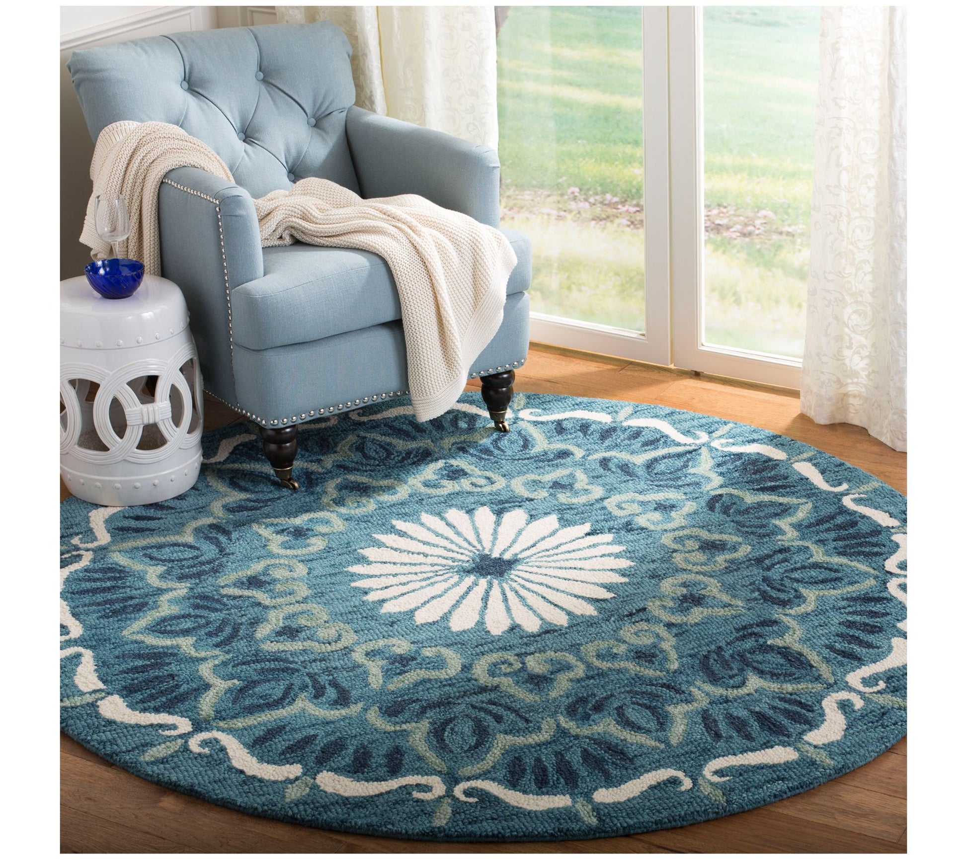 Safavieh Novelty 602 Series 8' x 8' Round