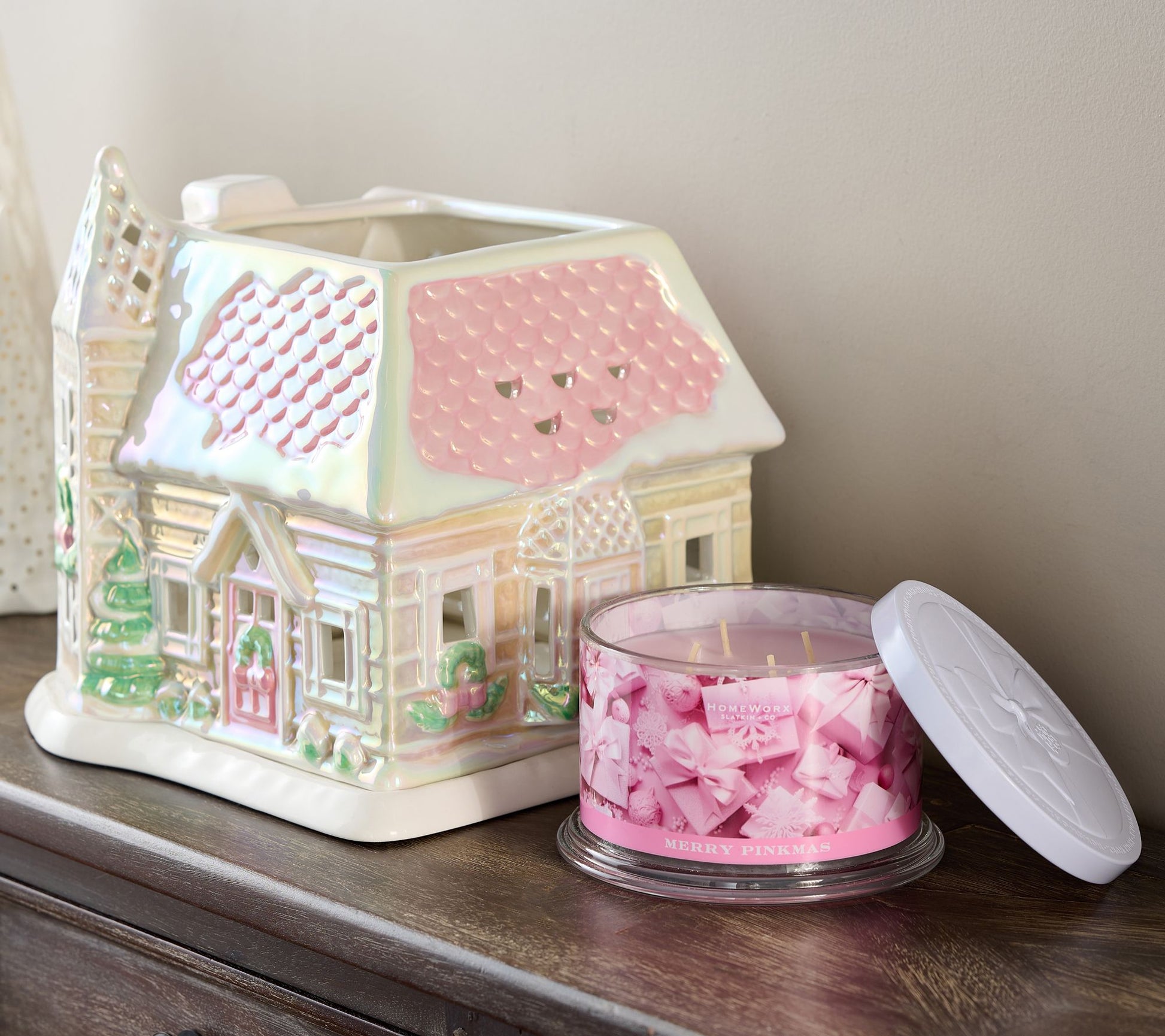 HomeWorx by Slatkin & Co. Pastel Ceramic House Luminary w/ 18oz Candle