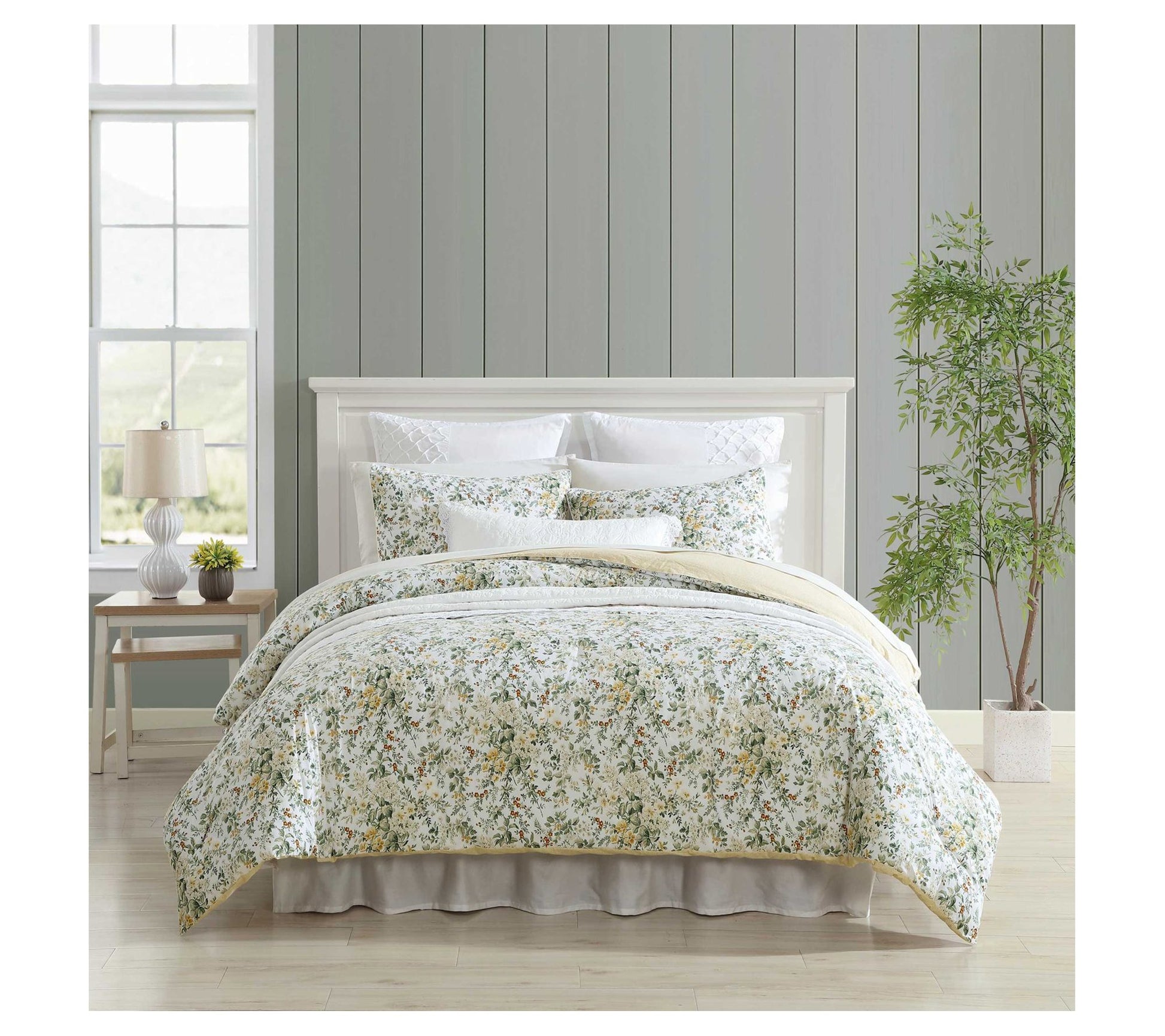 Laura Ashley Country Meadow Gold Twin ComforterSham Set