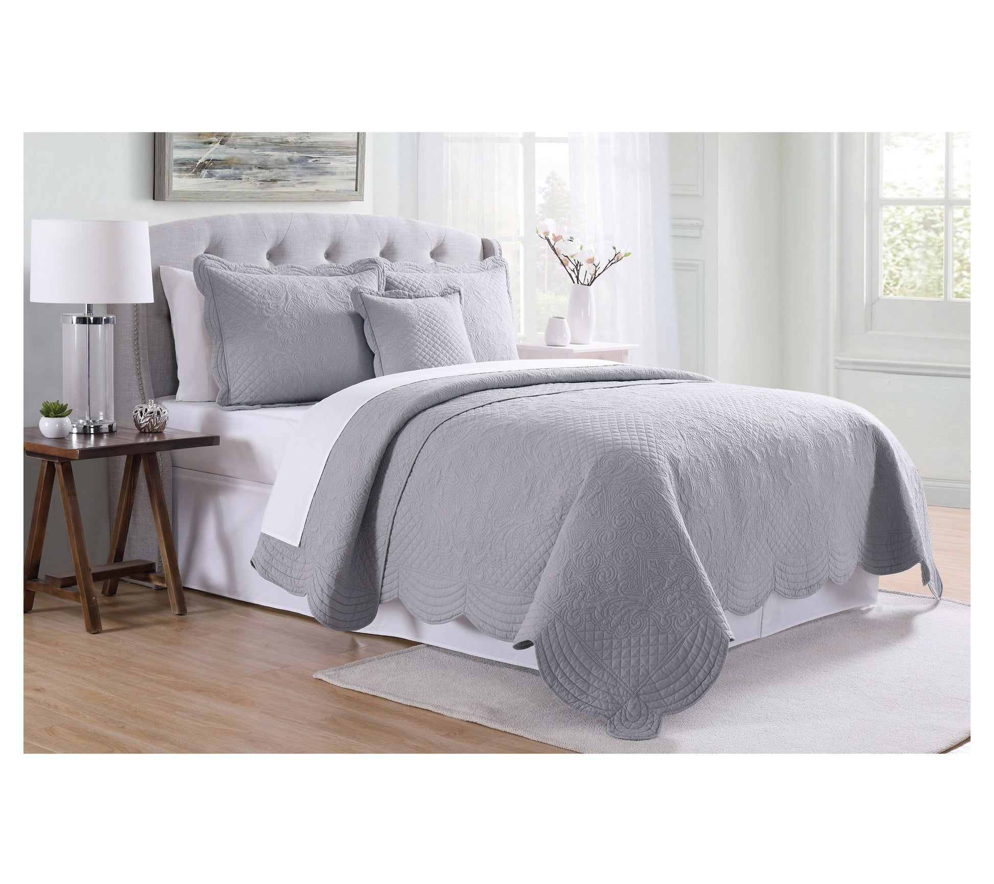 French Tile Scalloped Twin 3-Piece Quilt Set