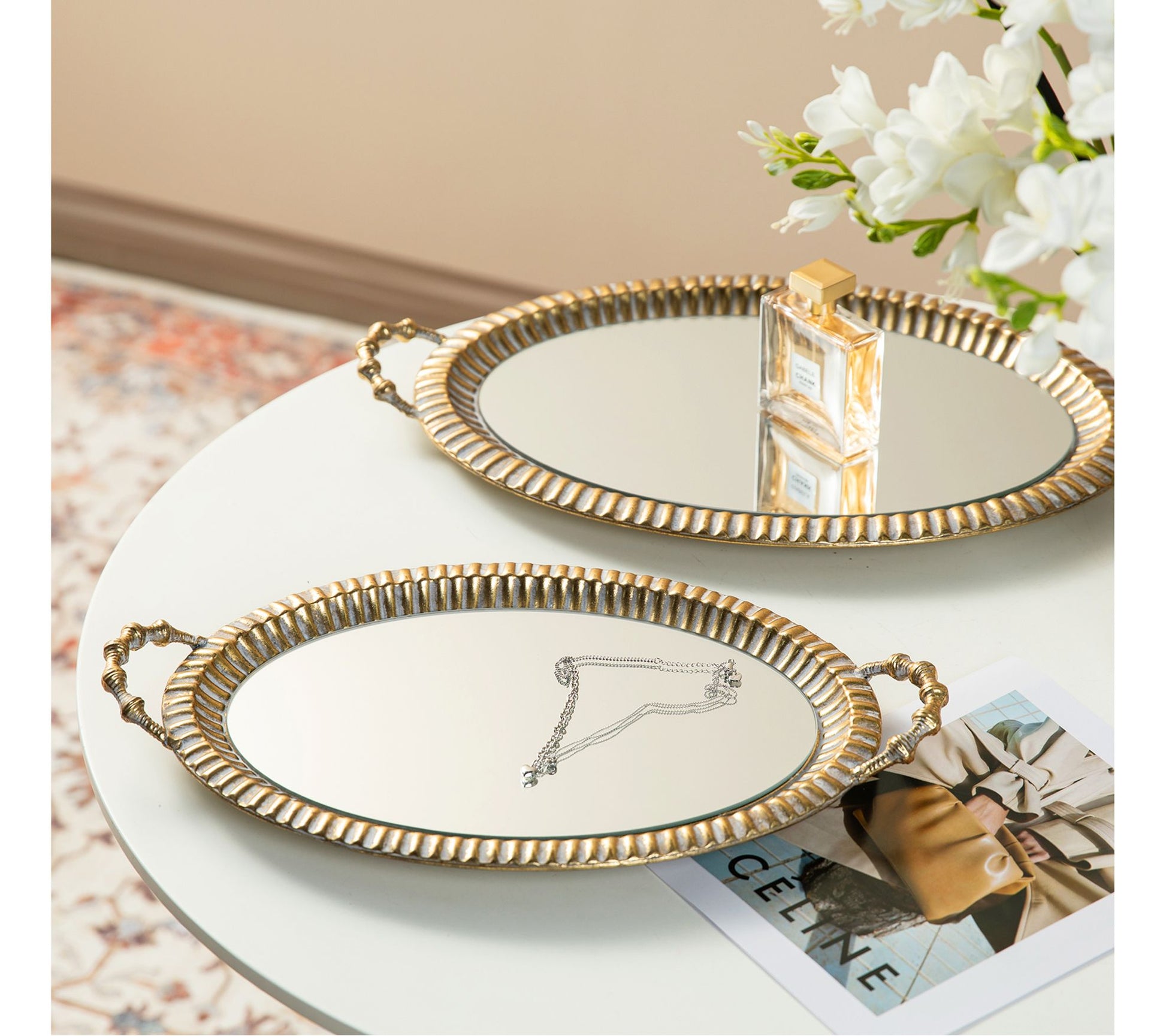 Glitzhome Set of 2 Oval Metal Mirrored Decorative Trays